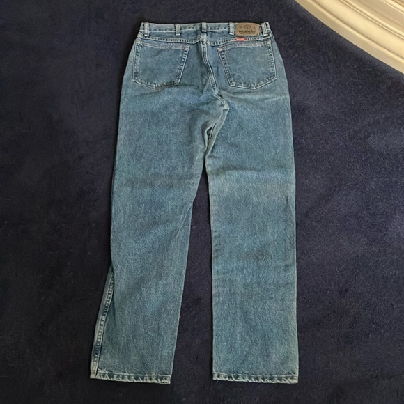 Wrangler Other - Wrangler Blue Straight Jeans Classic Style